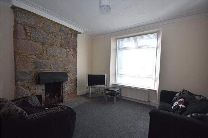 2 Bedroom Flat To Rent In Elmbank Road, Aberdeen, AB24