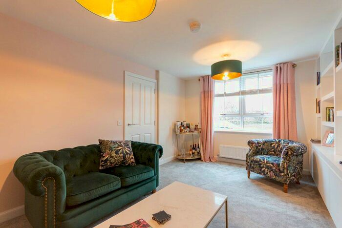 4 Bedroom Detached House To Rent In L &#; Dunnikier Way, Edinburgh, EH17