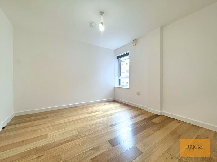 1 Bedroom Flat To Rent In Flat, Rothesay Road, Luton, LU1