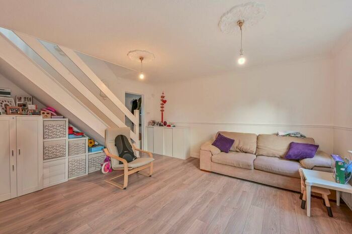 3 Bedroom Terraced House For Sale In Satanita Close, , Beckton, London, E16