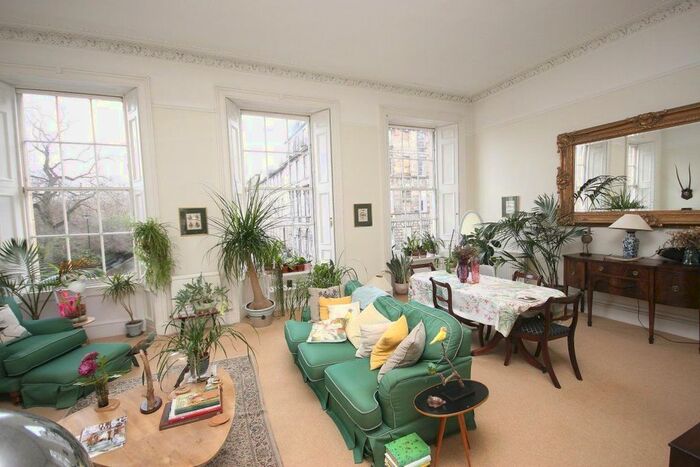 1 Bedroom Flat To Rent In Drummond Place, New Town, Edinburgh, EH3