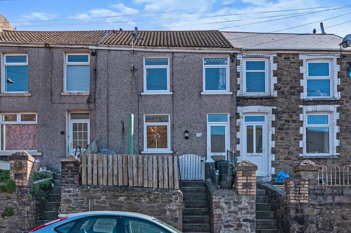 3 Bedroom House To Rent In Oxford Street, Pontycymer, Bridgend, CF32
