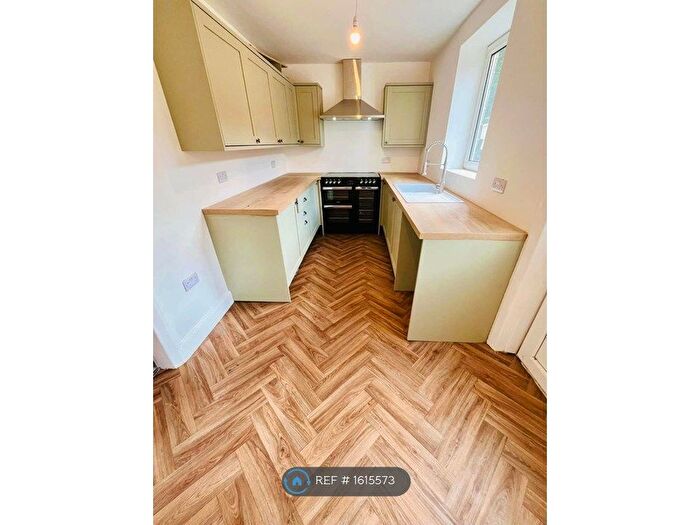 3 Bedroom Terraced House To Rent In Hepworth Crescent, Hepworth, Holmfirth, HD9