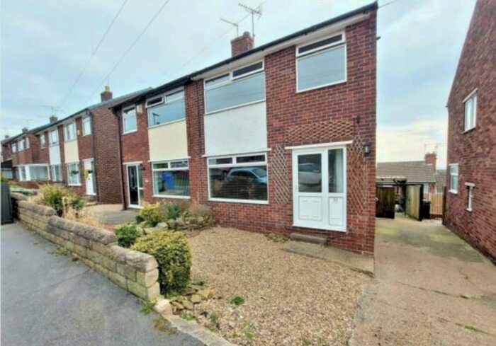 3 Bedroom Semi-Detached House To Rent In Fort Hill Road, Sheffield, S9