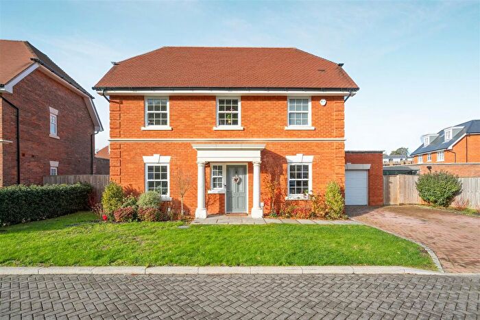 5 Bedroom Detached House For Sale In Kingswood, Ascot, SL5