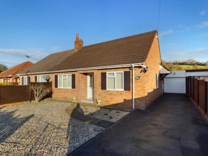 3 Bedroom Semi-Detached Bungalow For Sale In New Road, Bawdrip, Bridgwater TA7