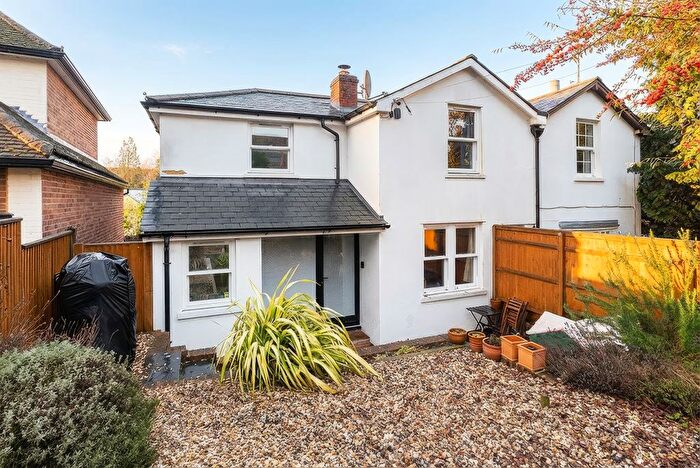 3 Bedroom Semi Detached House For Sale In Harrow Road West, Dorking, RH4