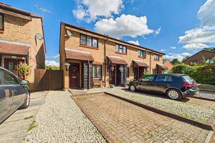 2 Bedroom End Of Terrace House To Rent In Fordwells Drive, The Warren, Bracknell, Berkshire, RG12