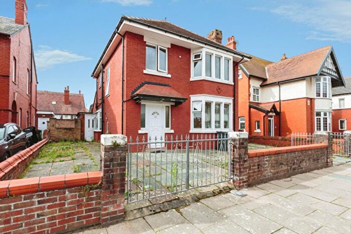 3 Bedroom Detached House For Sale In All Saints Road, Lytham St. Annes, Lancashire, FY8