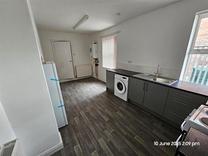 1 Bedroom Flat To Rent In Spring Bank West, Kingston Upon Hull, HU3