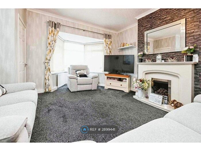 3 Bedroom Semi Detached House To Rent In Brays Road, Birmingham, B26