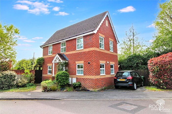 2 Bedroom Detached House For Sale In Florence Gardens, Thatcham, Berkshire, RG18