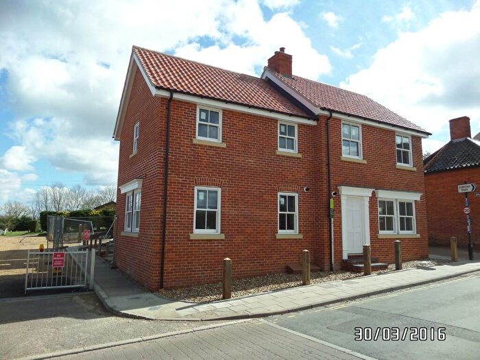 1 Bedroom Apartment To Rent In Flat The Old Bank, Bridge Street, NR14