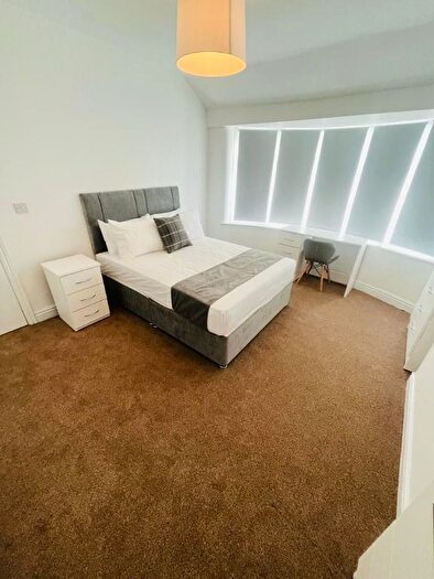 5 Bedroom Semi-Detached House To Rent In Finchley Road, Fallowfield, Manchester, M14