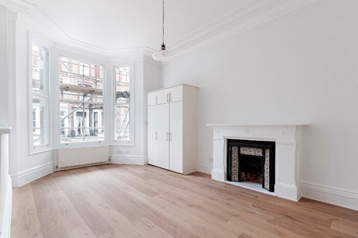 1 Bedroom Studio To Rent In Cheniston Gardens, Kensington, W8