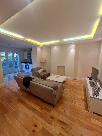 2 Bedroom Flat To Rent In Petherton Road, Islington-Canonbury, N5