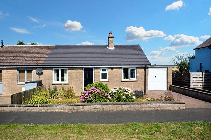 2 Bedroom Bungalow For Sale In Beach View, Boulmer, NE66