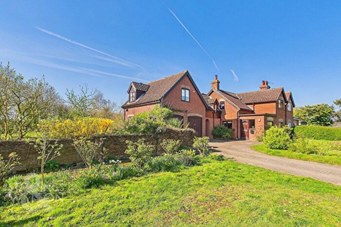 4 Bedroom Semi-Detached House For Sale In Spexhall, Halesworth, IP19