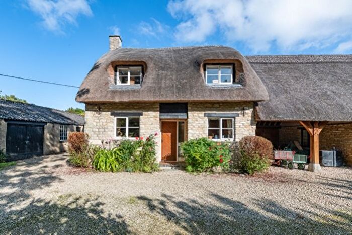 2 Bedroom Cottage To Rent In The Downs, Standlake, OX29