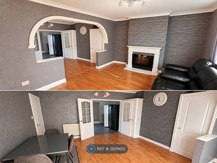 3 Bedroom Terraced House To Rent In Queen Marys Road, Doncaster, DN11