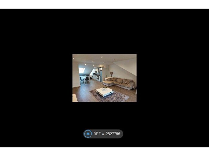 2 Bedroom Flat To Rent In Haydock Close, Hornchurch, RM12