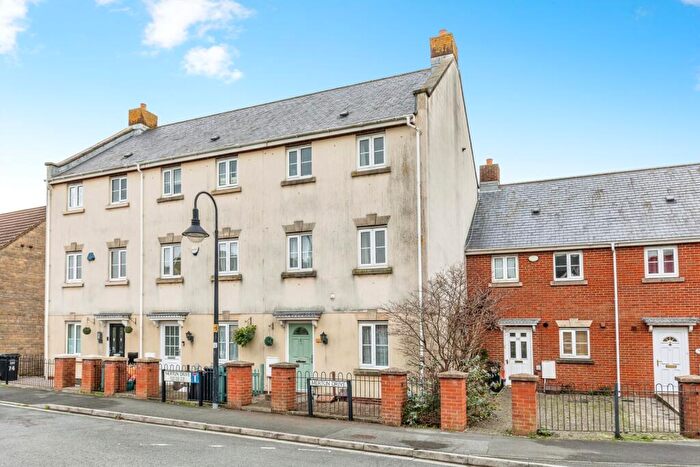 5 Bedroom End Of Terrace House For Sale In Merton Drive, Somerset, BS24