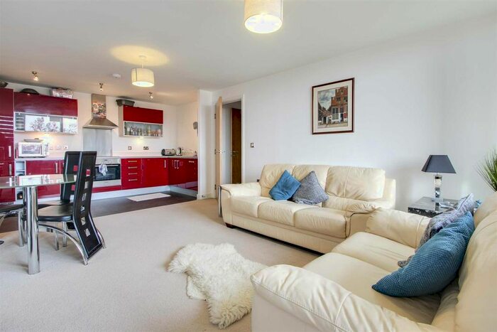 2 Bedroom Flat To Rent In Merrivale Mews, Milton Keynes, MK9