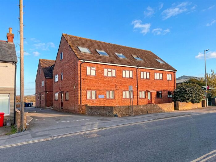 1 Bedroom Flat To Rent In Bulford Road, Durrington, SP4