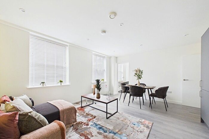 1 Bedroom Flat To Rent In Egham, Surrey, TW20