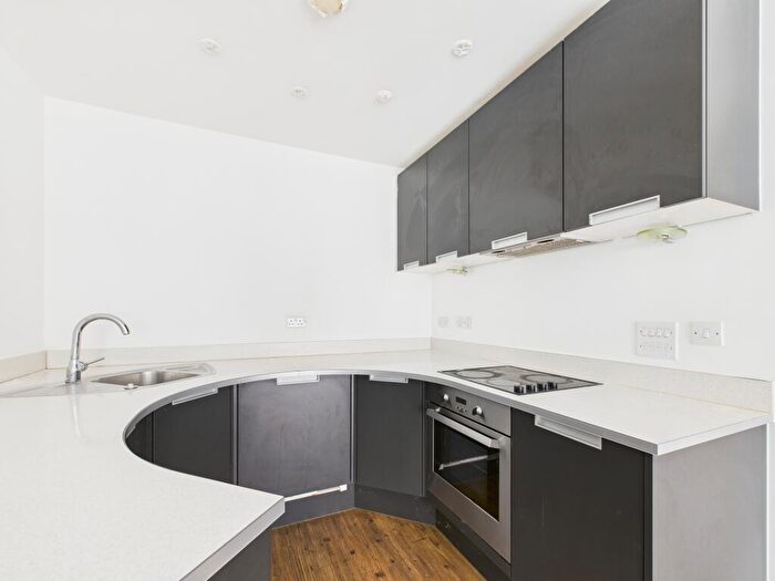 2 Bedroom Flat For Sale In Essex Street, City Centre, Birmingham, B5