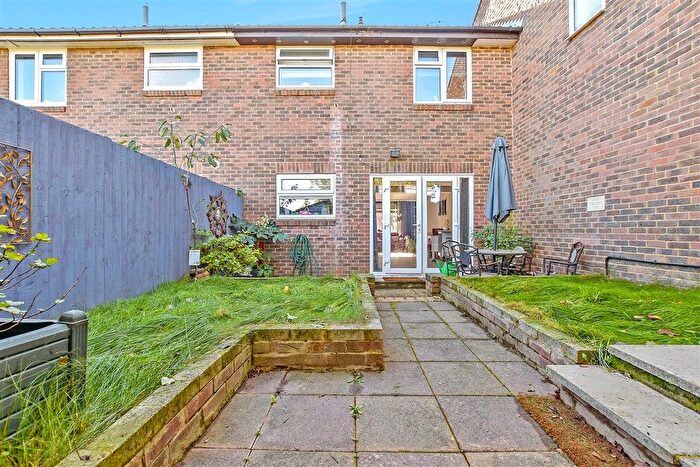 3 Bedroom Terraced House For Sale In Rectory Way, Kennington, Ashford, Kent, TN24