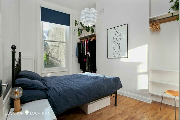 1 Bedroom Flat To Rent In Amhurst Park, London, N16