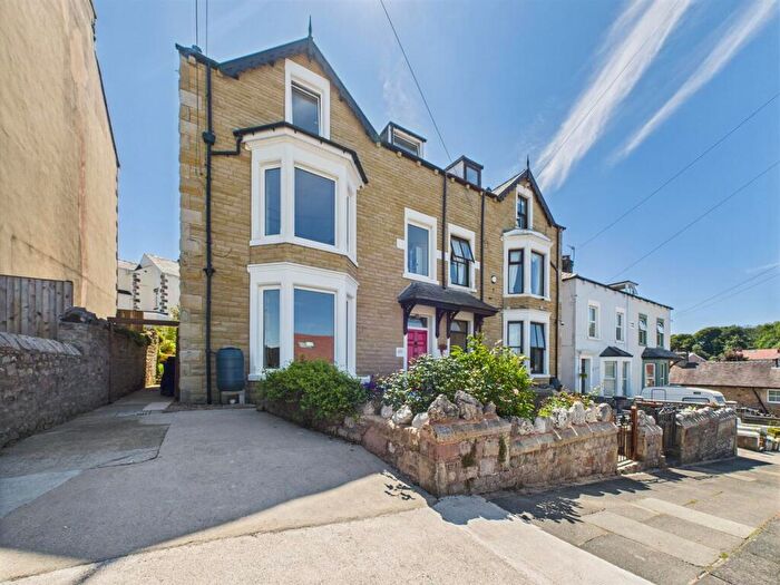 6 Bedroom Semi-Detached House For Sale In Knowlys Road, Heysham, Morecambe, LA3