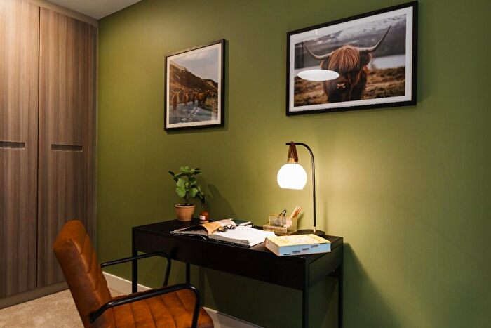 3 Bedroom Apartment To Rent In Drysdale Gait, Edinburgh, EH3