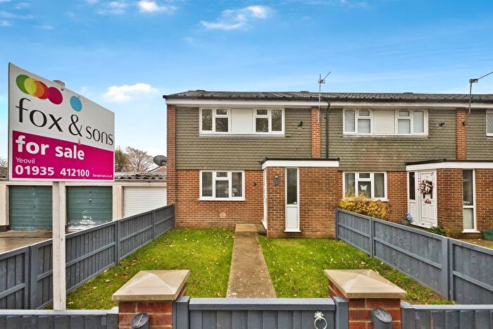 3 Bedroom End Terrace House For Sale In Montrose Road, Yeovil, BA21