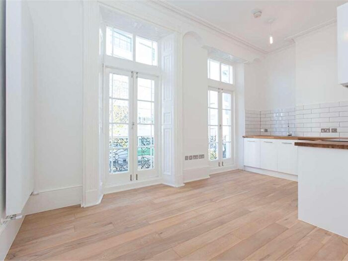 1 Bedroom Flat To Rent In Mornington Crescent, NW1