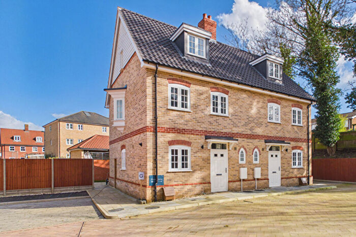 3 Bedroom Semi-Detached House For Sale In Abbots Gate, Bury St Edmunds, Suffolk, IP33