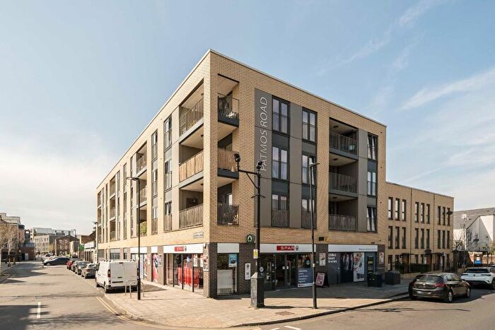 2 Bedroom Flat To Rent In Patmos Road, Vauxhall, SW9