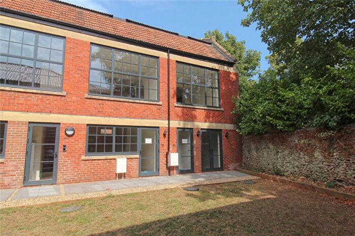 2 Bedroom Apartment For Sale In The Tabernacle, Church Street, BA14