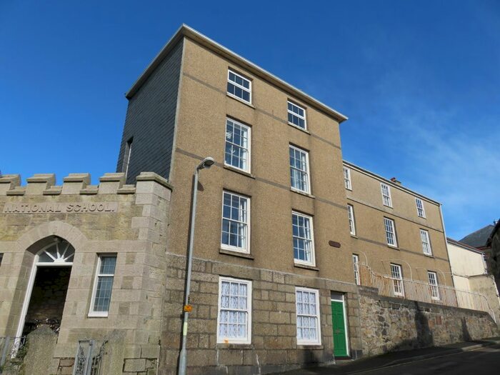 1 Bedroom Flat To Rent In Voundervour Lane, Penzance, TR18
