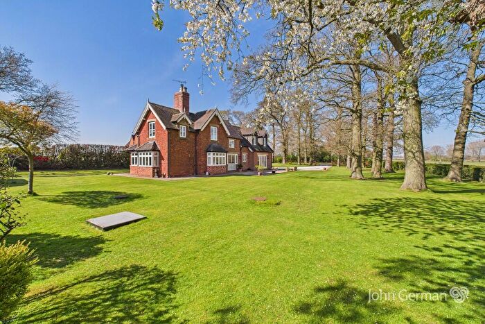 4 Bedroom Detached House For Sale In Lodge Hill, Church Broughton, DE65