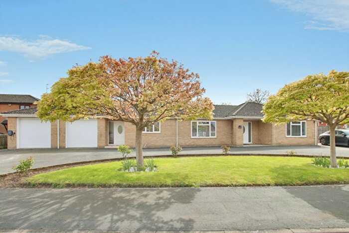 6 Bedroom Detached Bungalow For Sale In Chandlers Way, March, PE15