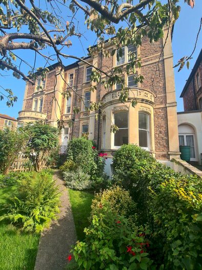 3 Bedroom Flat To Rent In Beaufort Road, Clifton – Ground Floor Flat Ref, BS8