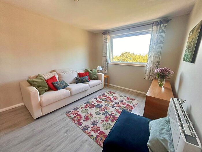 1 Bedroom Apartment To Rent In Porchester Mead, Beckenham, BR3