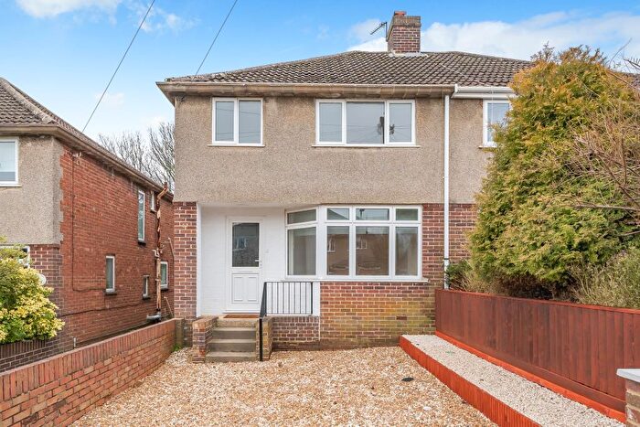 3 Bedroom Semi-Detached House To Rent In Cedar Road, Botley, OX2