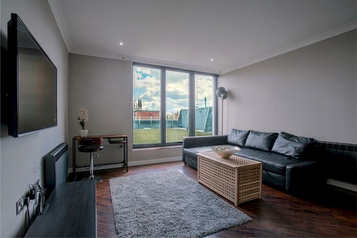 2 Bedroom Apartment To Rent In Essex House, Manor Street, Hull, HU1