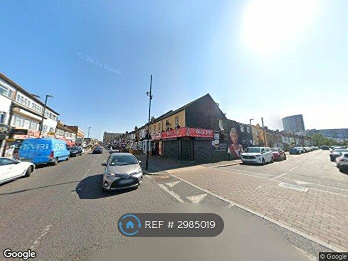Studio To Rent In Kingsley Road, Hounslow, TW3