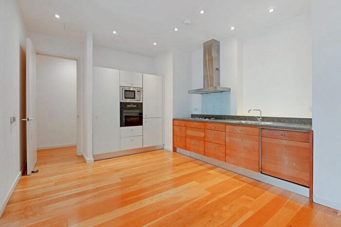 1 Bedroom Flat To Rent In Mumford Mills, Greenwich High Road, London, SE10