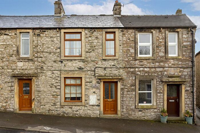2 Bedroom Terraced House For Sale In Norcot Rise, Ingleton, LA6
