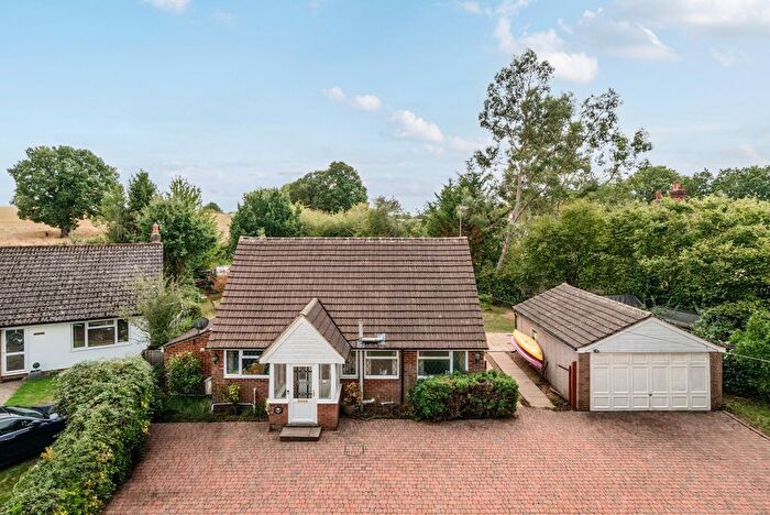 3 Bedroom Detached House For Sale In Upfold Lane, Cranleigh, GU6